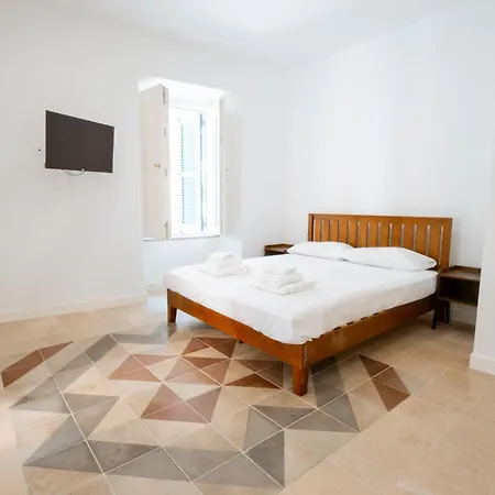 Palazzo Marevento Apartment